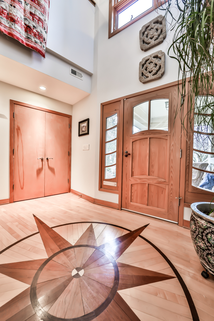 246 Maplewood Road Riverside, IL 60546 - Photo 10 of 51