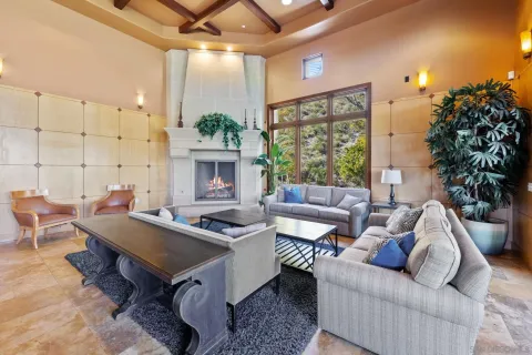 $4,600 | 2884 Villas Way, San Diego, CA 92108