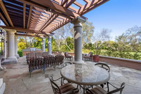 $4,600 | 2884 Villas Way, San Diego, CA 92108