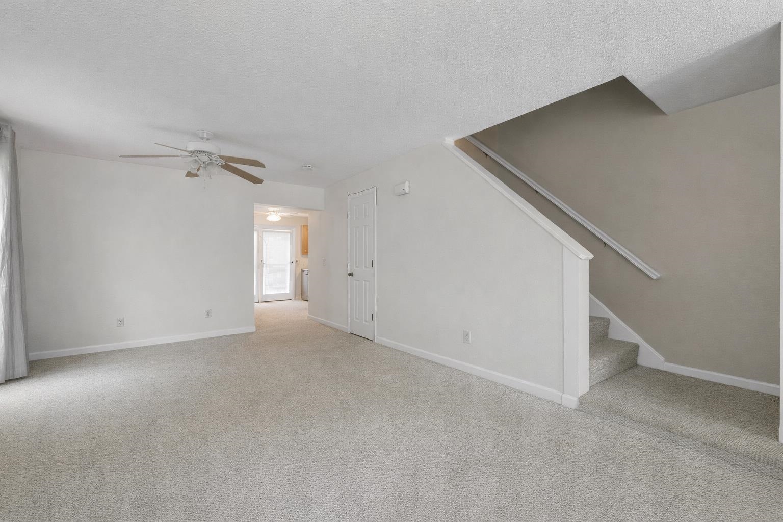 25 Woodland Green Rochester, NH 03868 - Photo 5 of 23