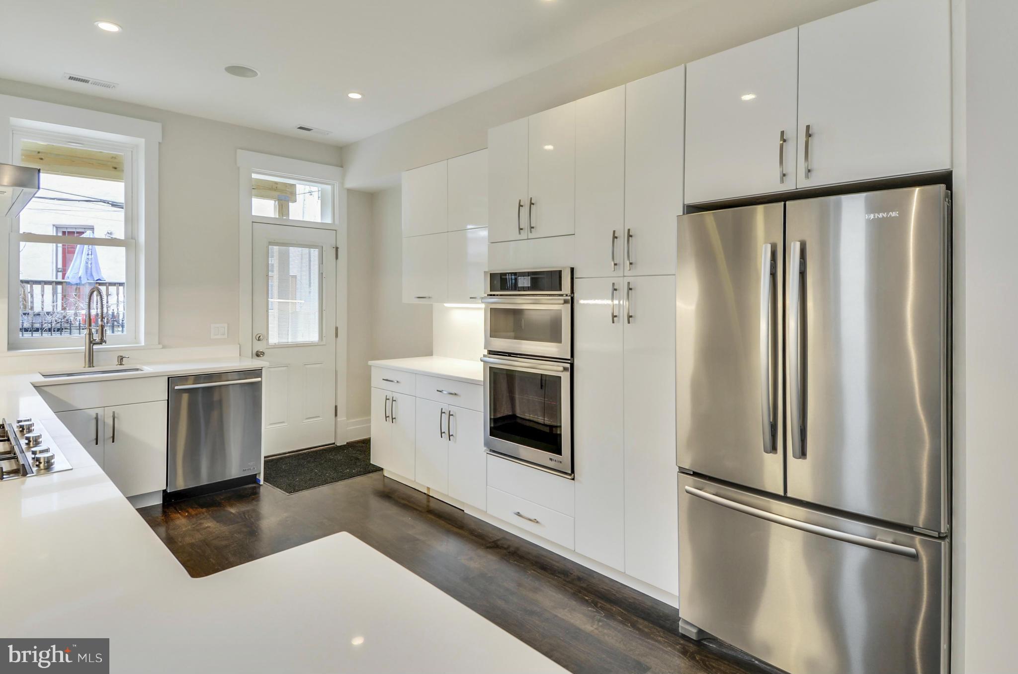 31 Q Street Northwest Washington, DC 20001 - Photo 4 of 24 Kitchen