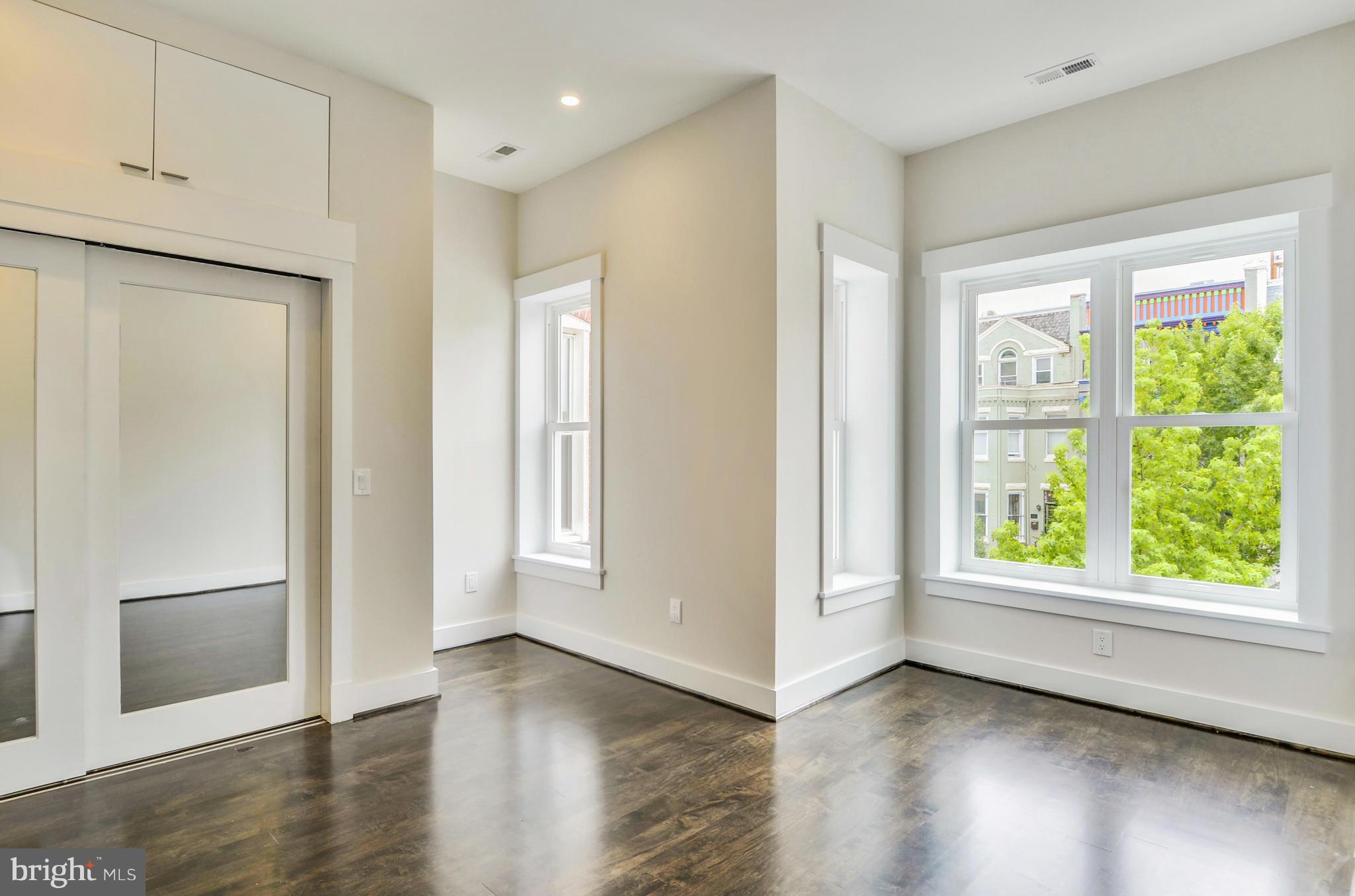 31 Q Street Northwest Washington, DC 20001 - Photo 9 of 24 Bath (Master)