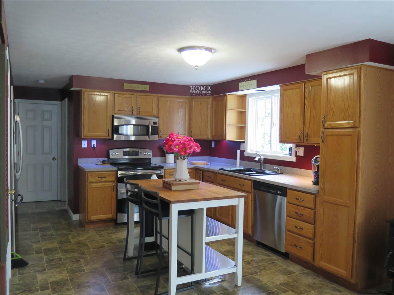 1170 River Road Weare, NH 03281 - Photo 5 of 25 Gallery Image 5