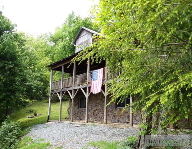 184 Lazy Way Boone, NC 28607 - Photo 13 of 24 Gallery Image 13