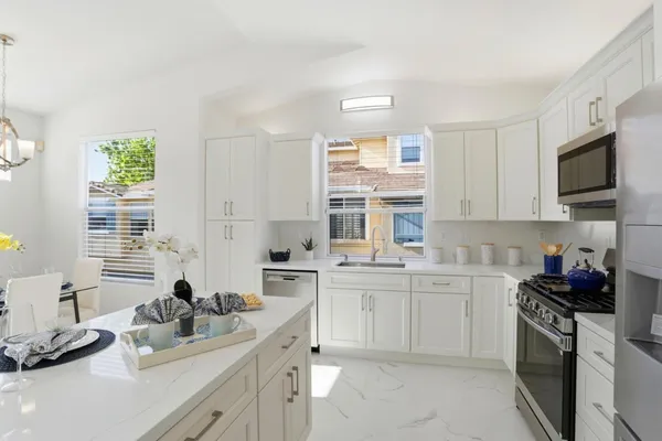 $988,000 | 558 Manhattan Place, San Jose, CA 95136