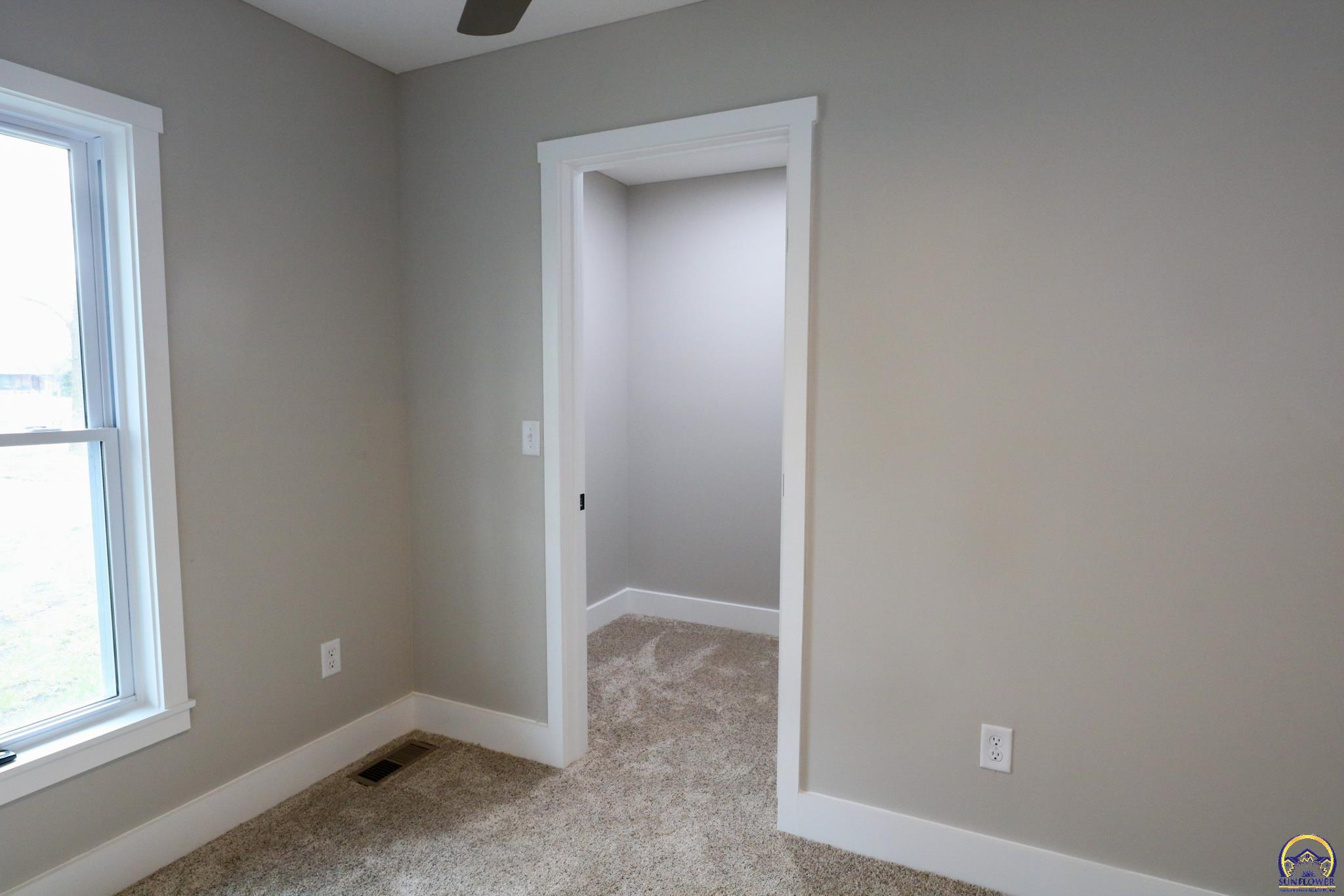 702 South 8th Street Burlington, KS 66839 - Photo 24 of 62