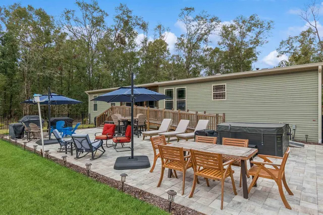 $474,975 | 3190 Northeast 76th Avenue, High Springs, FL 32643