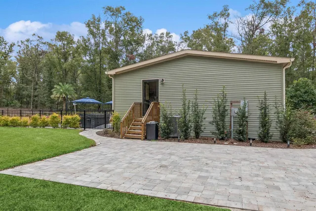 $474,975 | 3190 Northeast 76th Avenue, High Springs, FL 32643