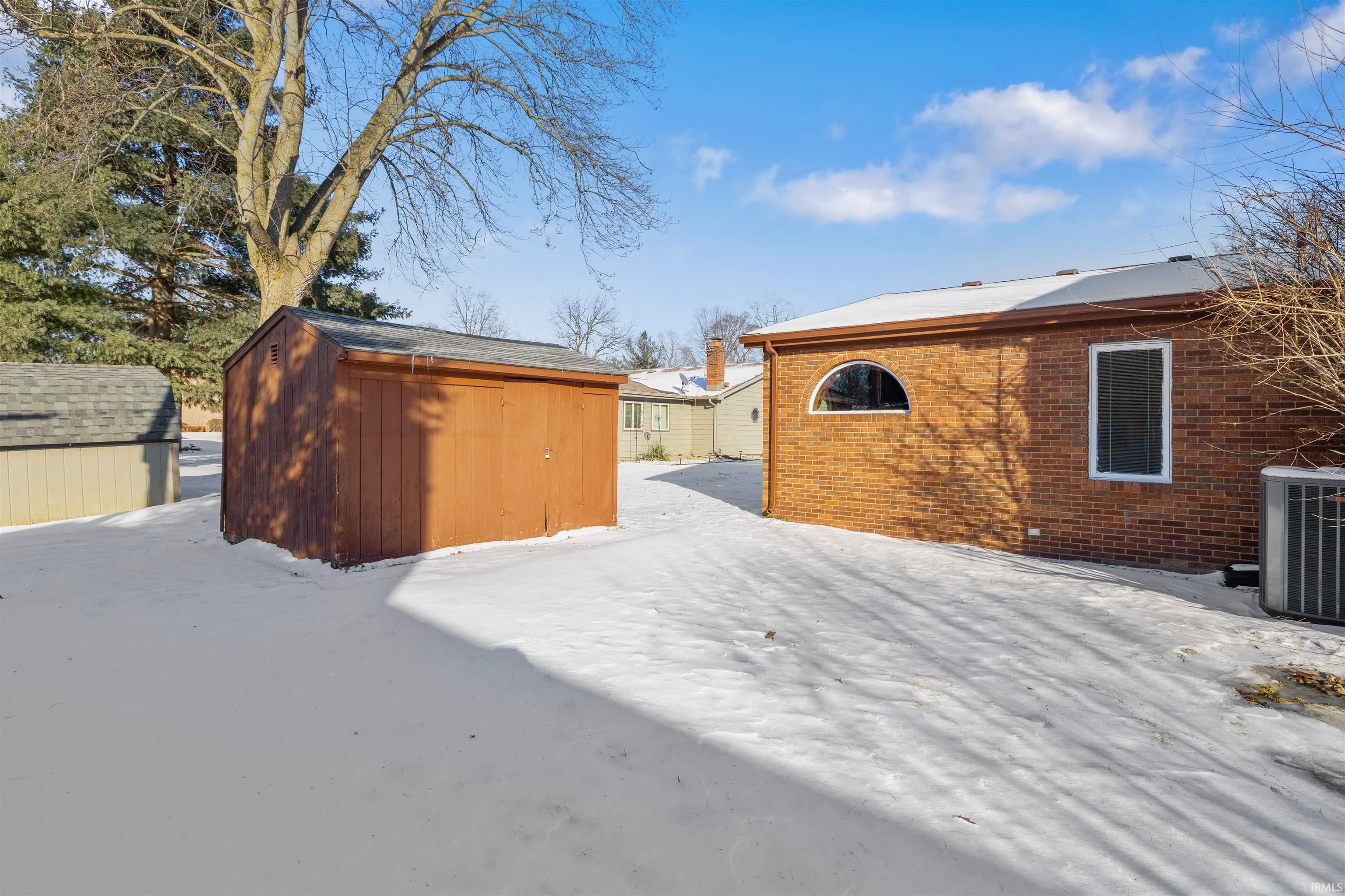 1102 Riviera Court Auburn, IN 46706 - Photo 34 of 36