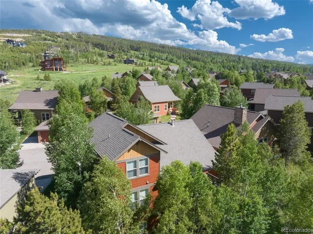 $950,000 | 109 Deer Track Court, Granby, CO 80446
