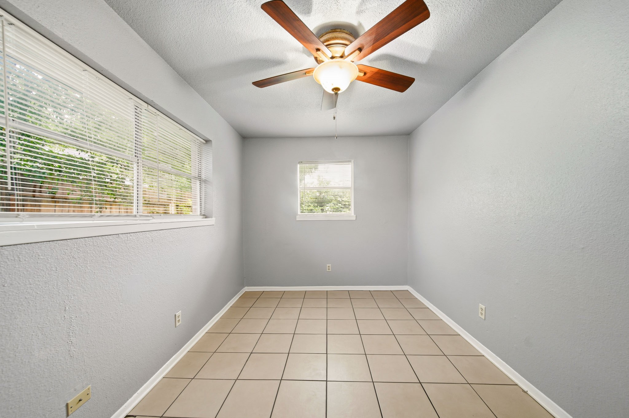 6116 Octavia Street, Unit 1/2 Houston, TX 77026 - Photo 11 of 17