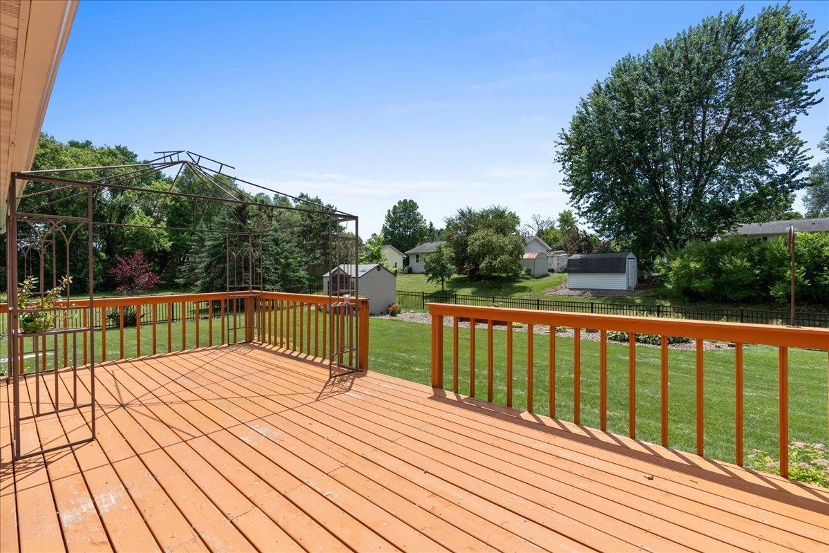 363 Flora Street South Prescott, WI 54021 - Photo 17 of 23 Gallery Image 17