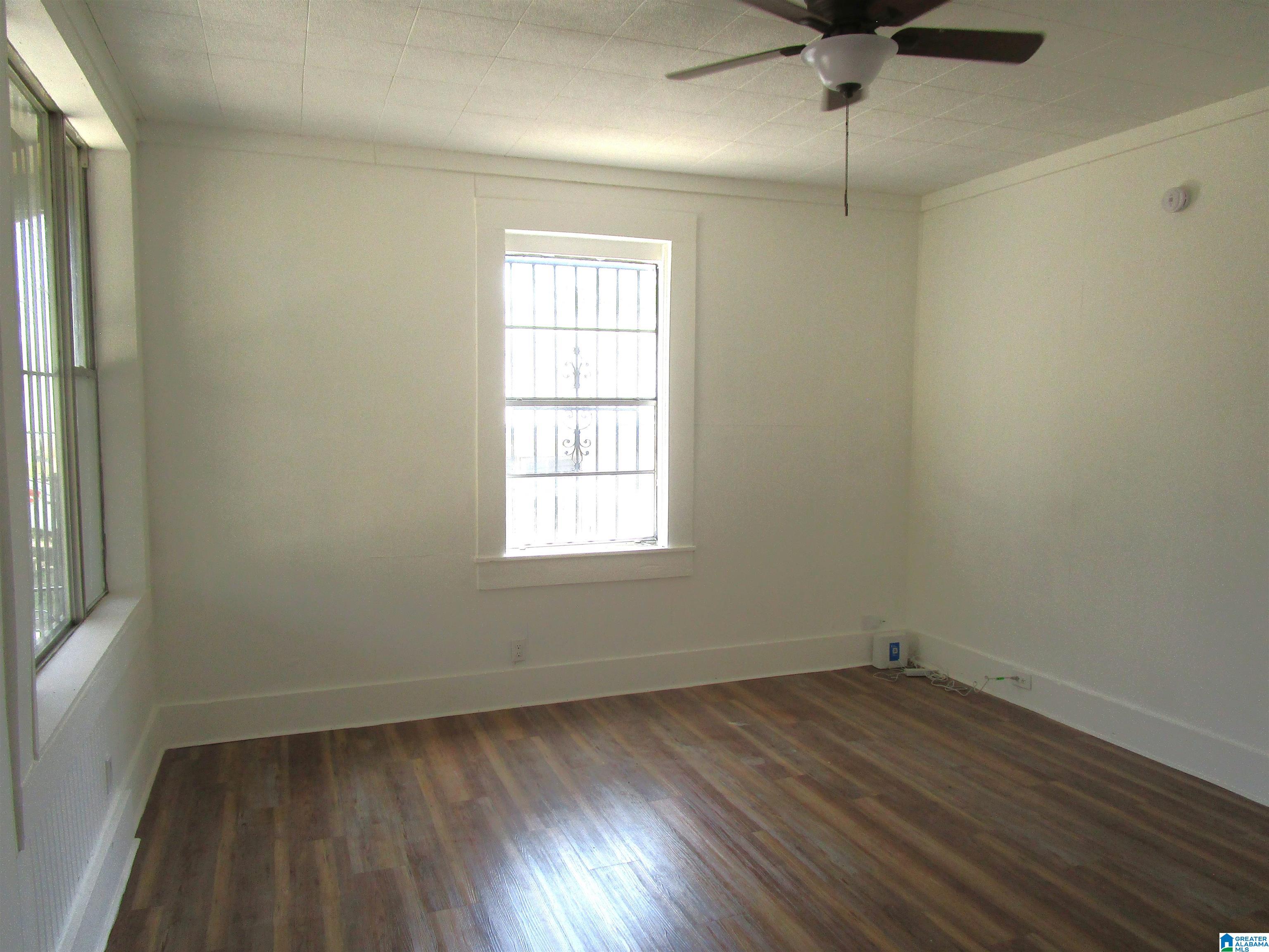 417 62nd Street Fairfield, AL 35064 - Photo 3 of 24