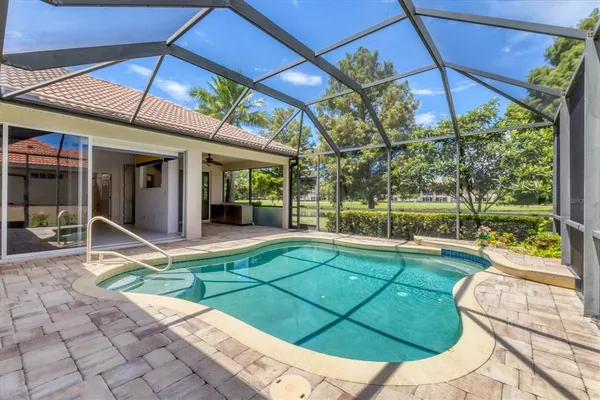 $584,000 | 6308 Cormorant Court, Bradenton, FL 34203