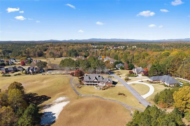 a living room filled with furniture