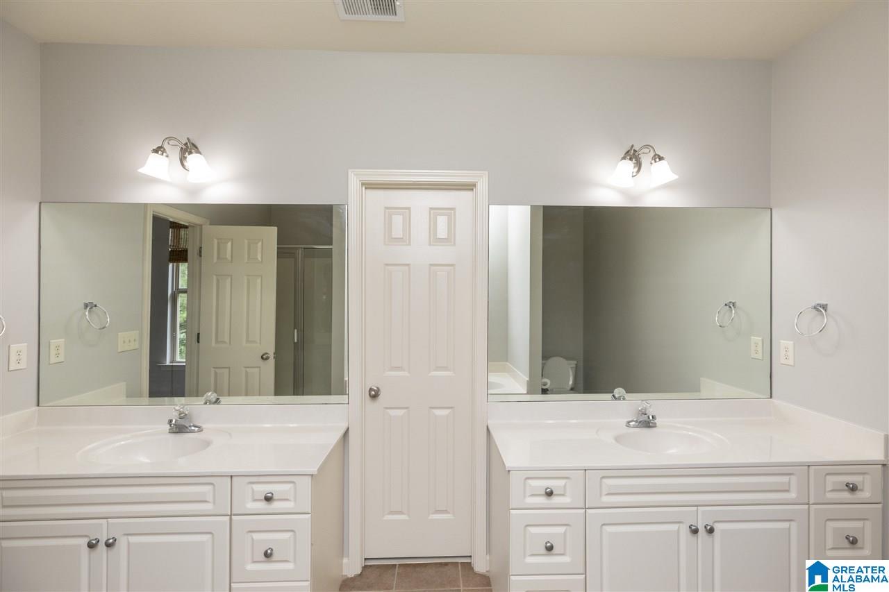 1004 Riviera Drive Calera, AL 35040 - Photo 22 of 38