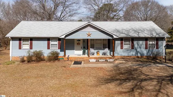 $700,000 | 729 Zimmerman Road, Wellford, SC 29385