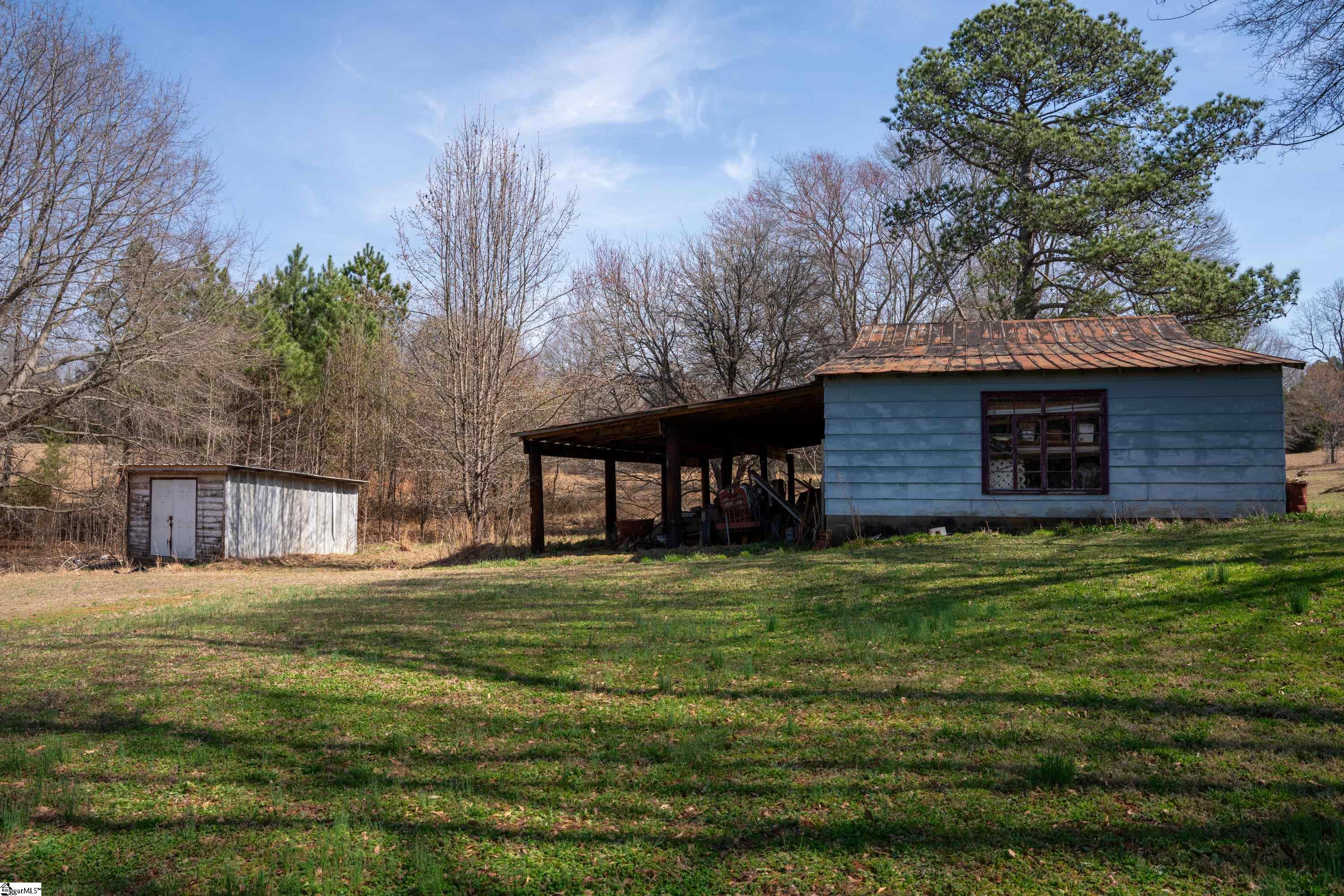 729 Zimmerman Road Wellford, SC 29385 - Photo 12 of 45