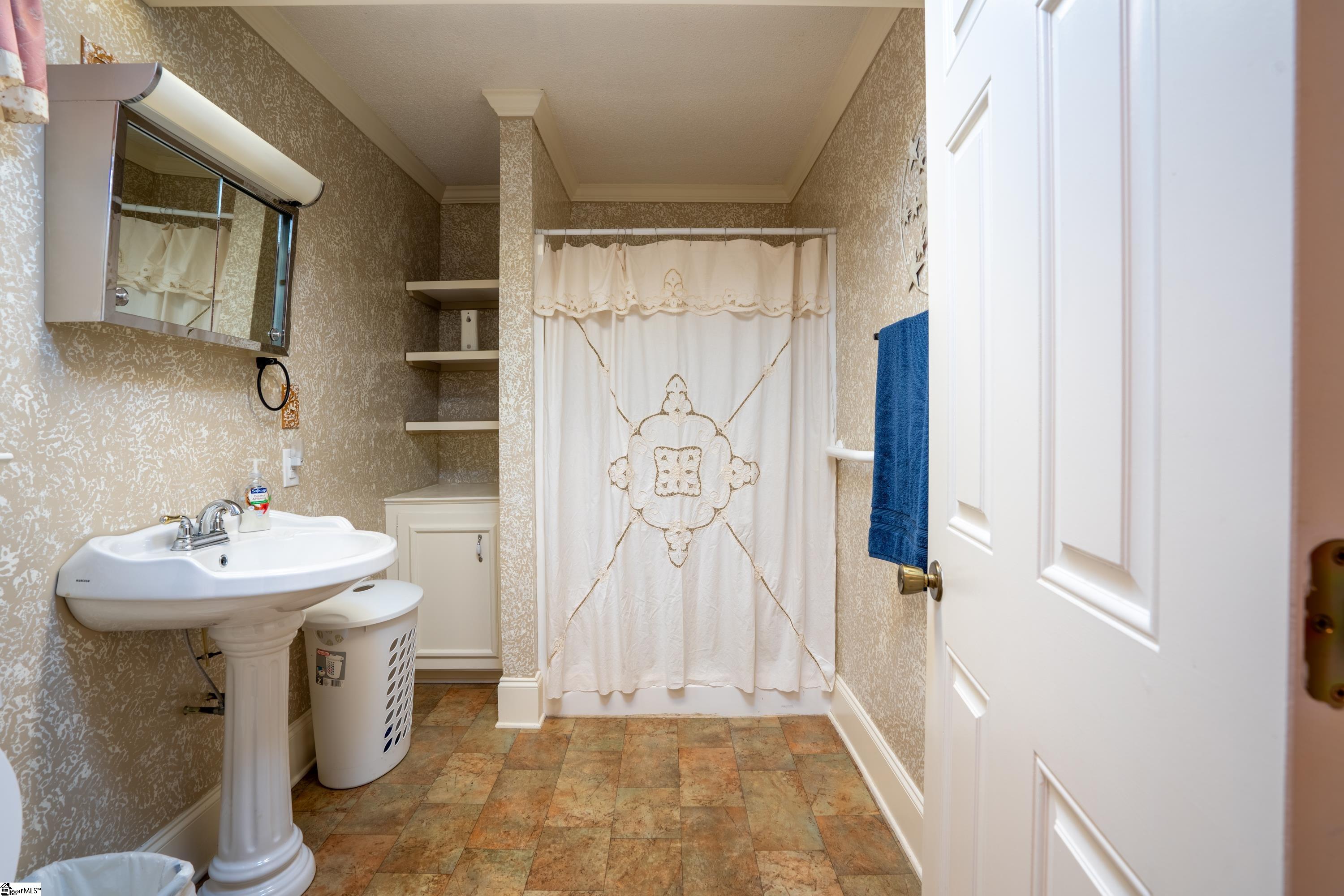 729 Zimmerman Road Wellford, SC 29385 - Photo 20 of 45