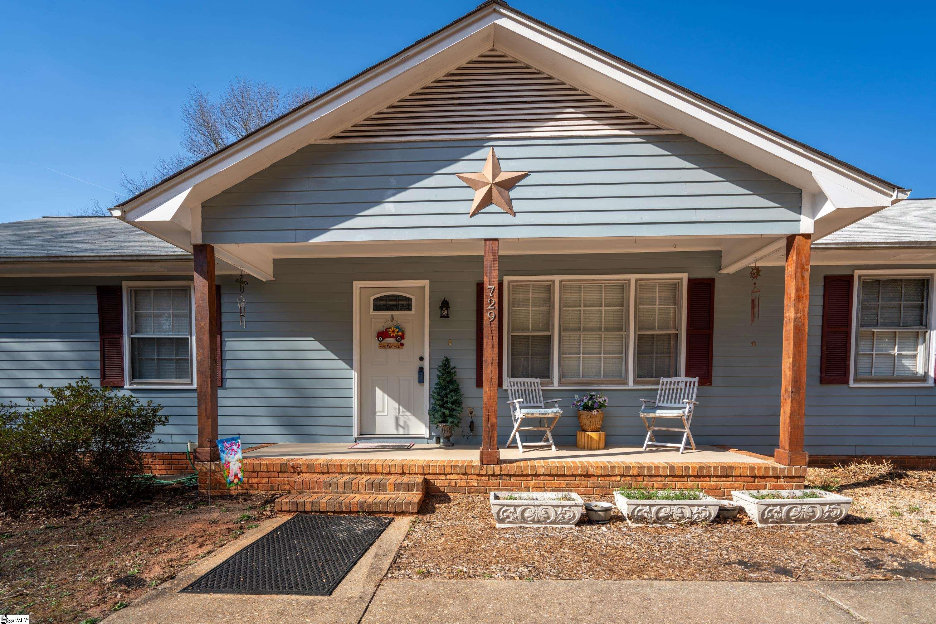 729 Zimmerman Road Wellford, SC 29385 - Photo 2 of 45