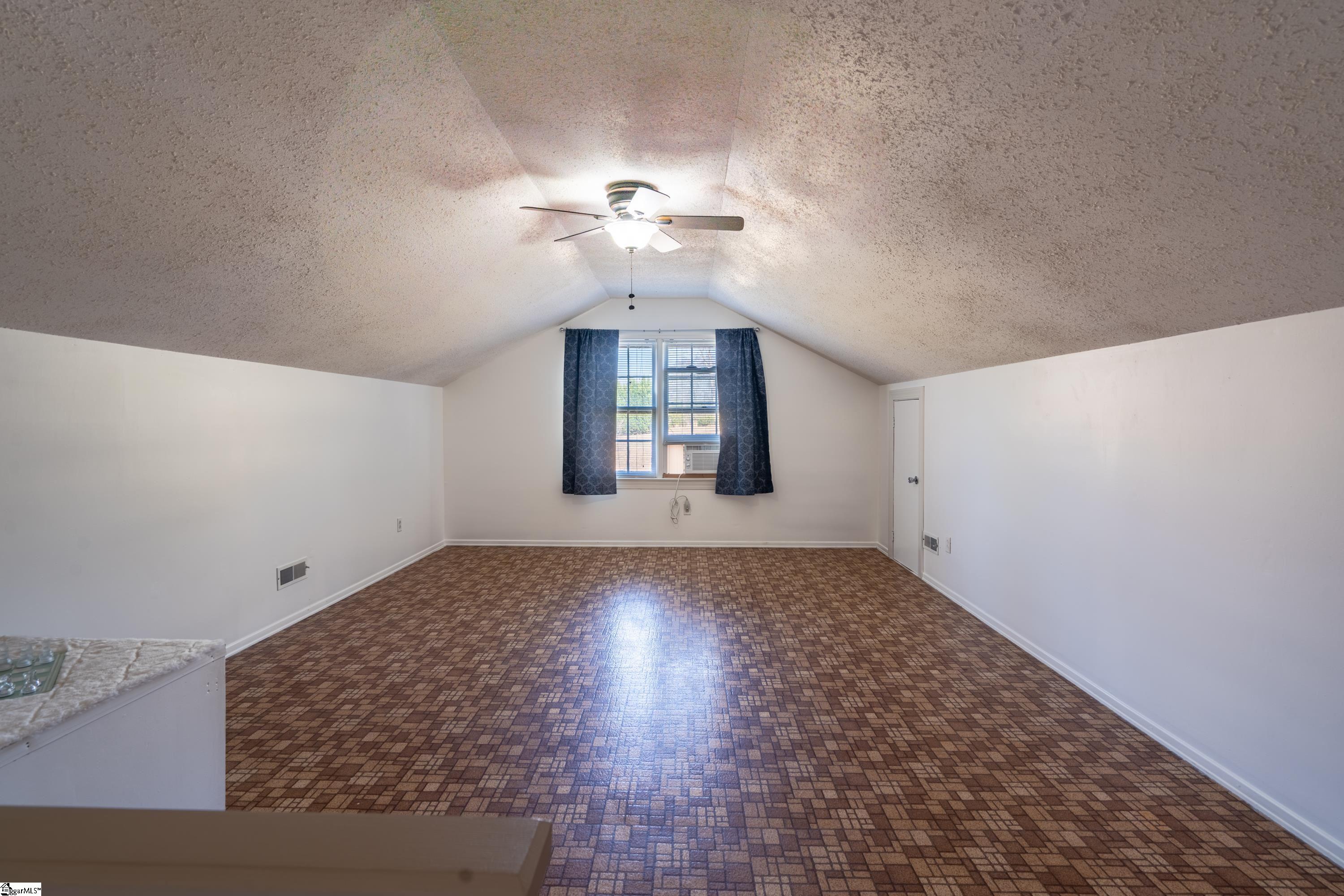 729 Zimmerman Road Wellford, SC 29385 - Photo 25 of 45 Gallery Image 25