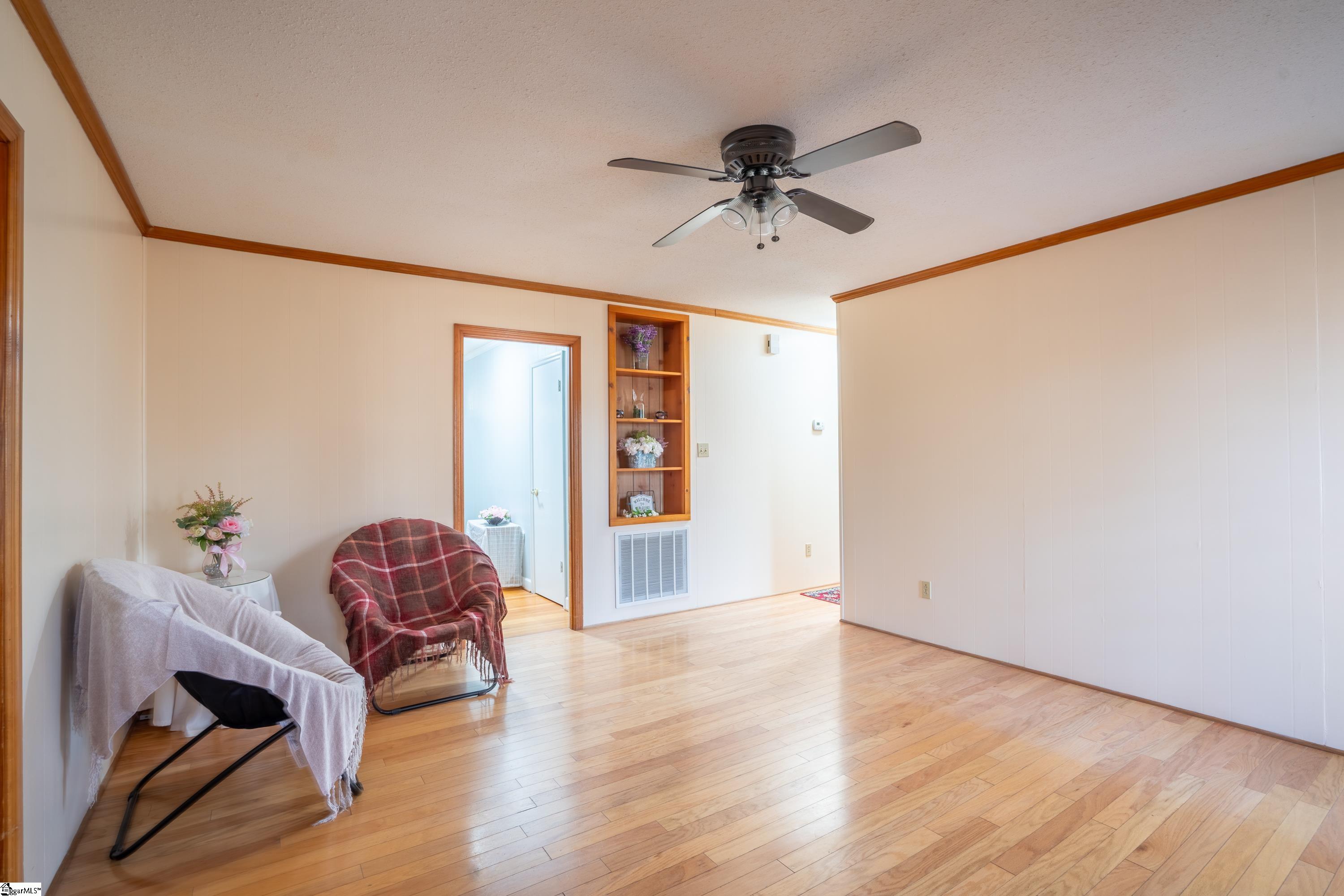 729 Zimmerman Road Wellford, SC 29385 - Photo 40 of 45