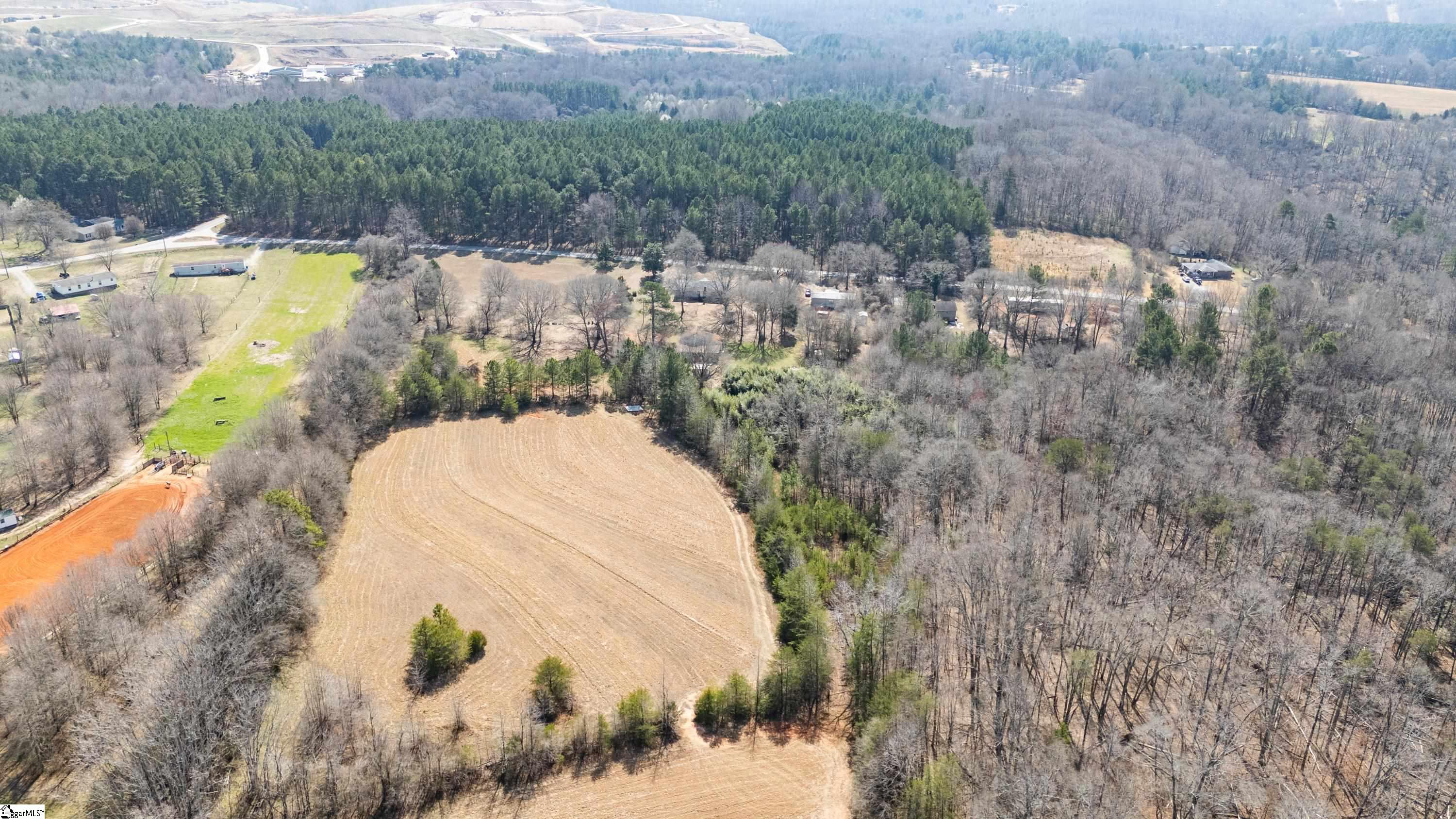 729 Zimmerman Road Wellford, SC 29385 - Photo 4 of 45