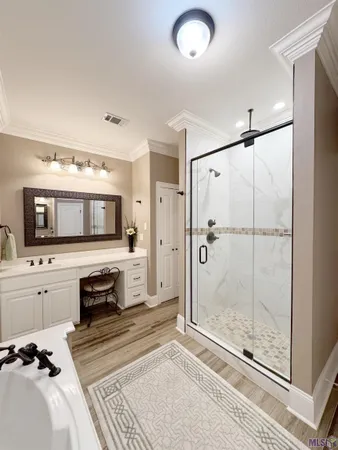 $434,900 | 17736 Lake Vista Drive, Greenwell Springs, LA 70739