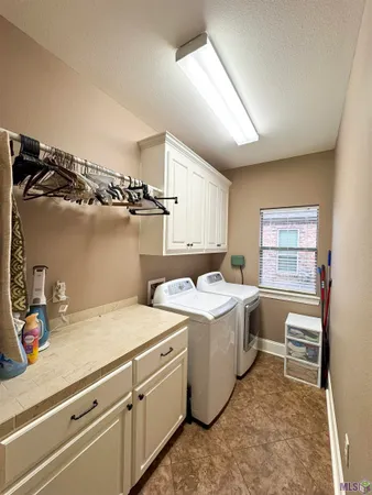 $434,900 | 17736 Lake Vista Drive, Greenwell Springs, LA 70739