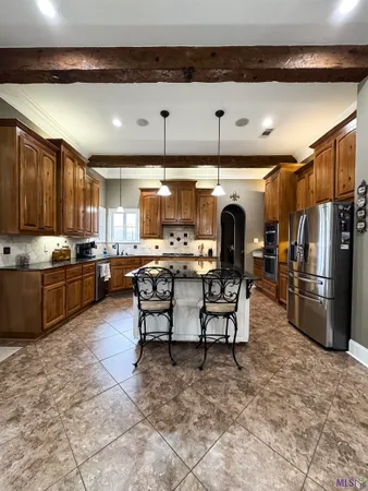 $434,900 | 17736 Lake Vista Drive, Greenwell Springs, LA 70739