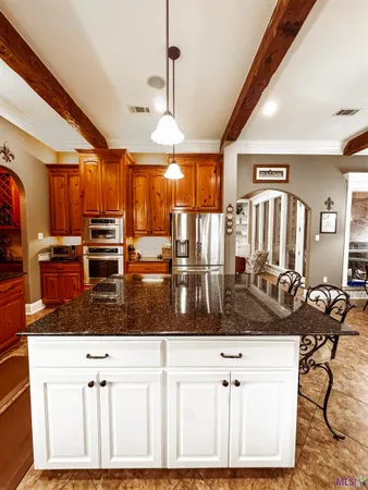 $434,900 | 17736 Lake Vista Drive, Greenwell Springs, LA 70739