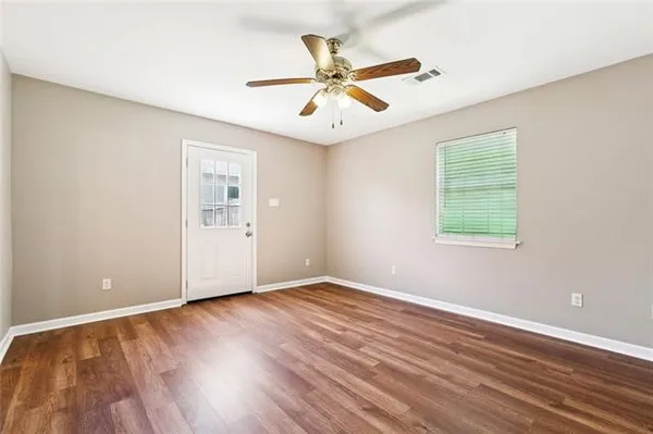 $1,950 | 932 Porter Street, Gretna, LA 70053