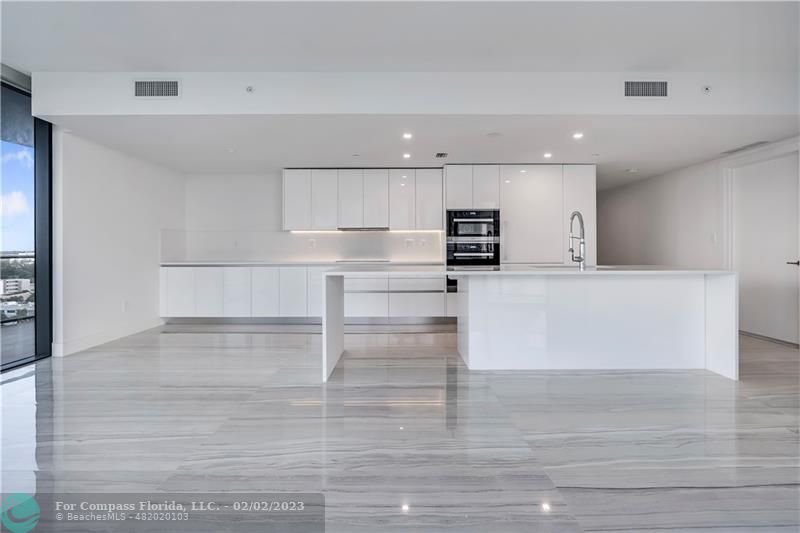 730 North Ocean Boulevard, Unit 1005 Pompano Beach, FL 33062 - Photo 7 of 58