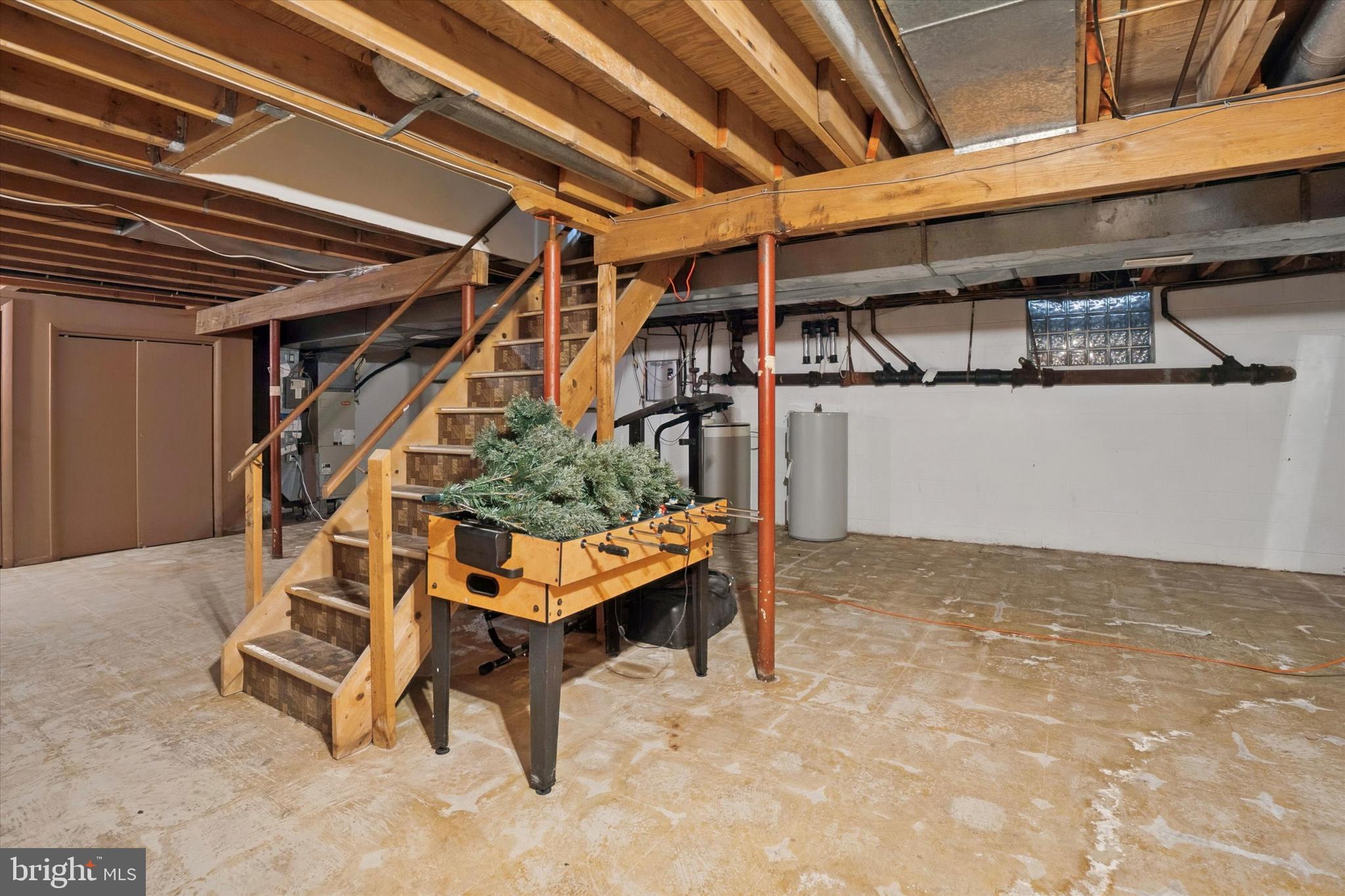 125 Red Lion Road Huntingdon Valley, PA 19006 - Photo 28 of 32 a view of entryway