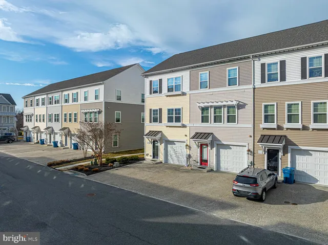 $600,000 | 13005 Bowline Lane, Unit 1, Ocean City, MD 21842