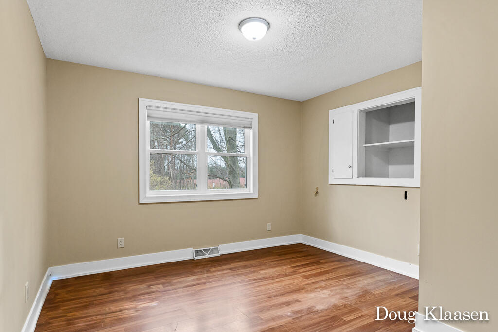 15565 Ransom Street Holland, MI 49424 - Photo 16 of 39 15565Ransom22Lores