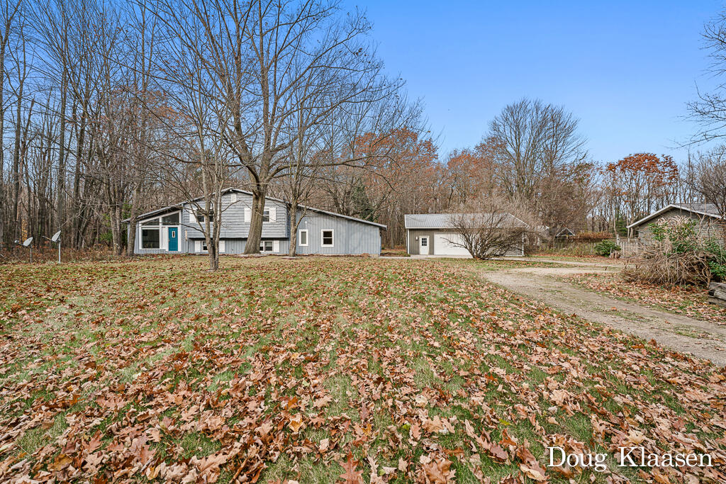 15565 Ransom Street Holland, MI 49424 - Photo 2 of 39 15565Ransom02Lores