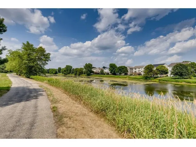 $1,895 | 11345 Fergus Street Northeast, Unit F, Minneapolis, MN 55449