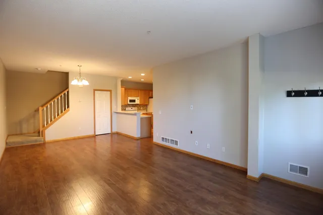 $1,895 | 11345 Fergus Street Northeast, Unit F, Minneapolis, MN 55449