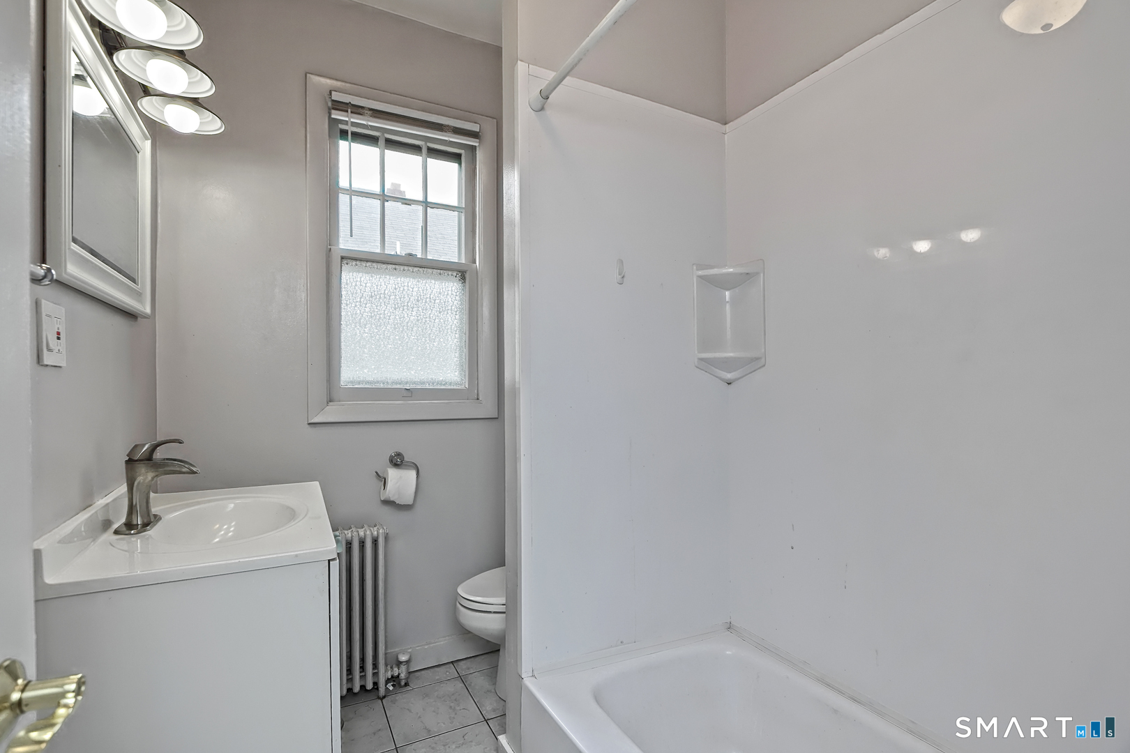 34 Colony Road Ansonia, CT 06401 - Photo 19 of 29 Gallery Image 19