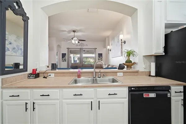 $439,000 | 6325 Bridgecrest Drive, Lithia, FL 33547
