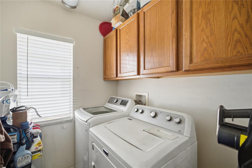 6325 Bridgecrest Drive Lithia, FL 33547 - Photo 20 of 72