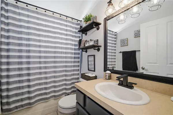 $439,000 | 6325 Bridgecrest Drive, Lithia, FL 33547