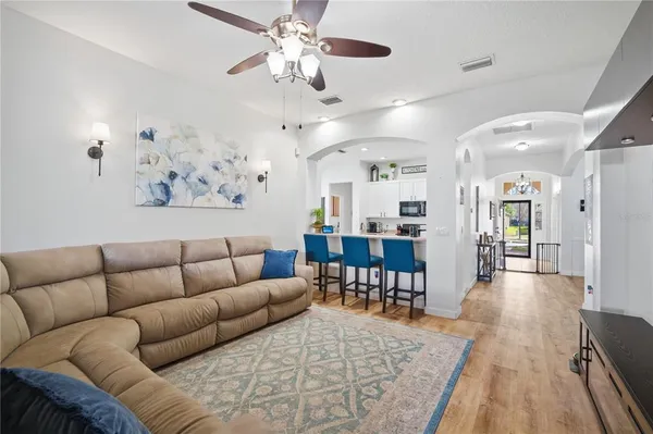 $439,000 | 6325 Bridgecrest Drive, Lithia, FL 33547