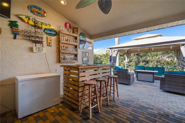 $445,000 | 6325 Bridgecrest Drive, Lithia, FL 33547