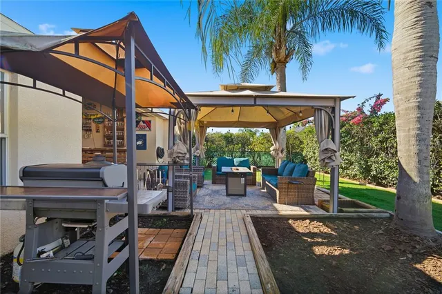 $445,000 | 6325 Bridgecrest Drive, Lithia, FL 33547