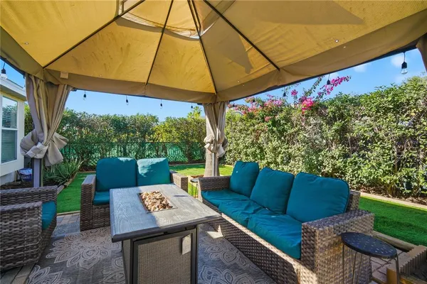 $439,000 | 6325 Bridgecrest Drive, Lithia, FL 33547