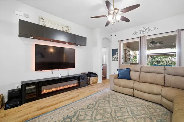 $439,000 | 6325 Bridgecrest Drive, Lithia, FL 33547