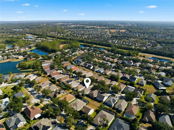 $439,000 | 6325 Bridgecrest Drive, Lithia, FL 33547