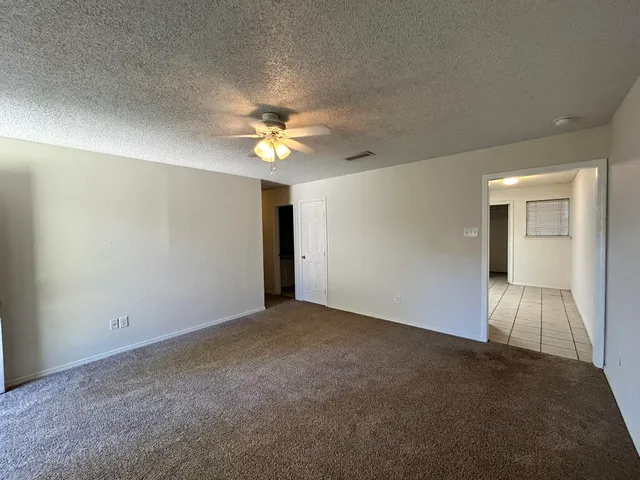 $1,000 | 4818 66th Street, Unit A, Lubbock, TX 79414